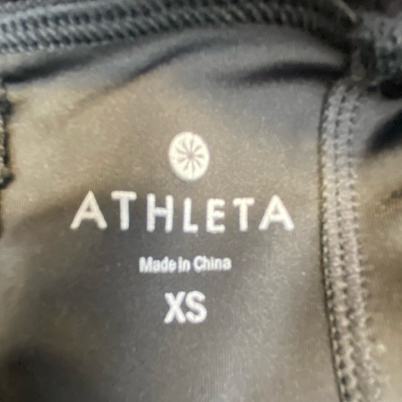 NEW! Athleta Compression UV Sweat Wicking 7/8 All Black Legging Women’s Size XS - Picture 9 of 12
